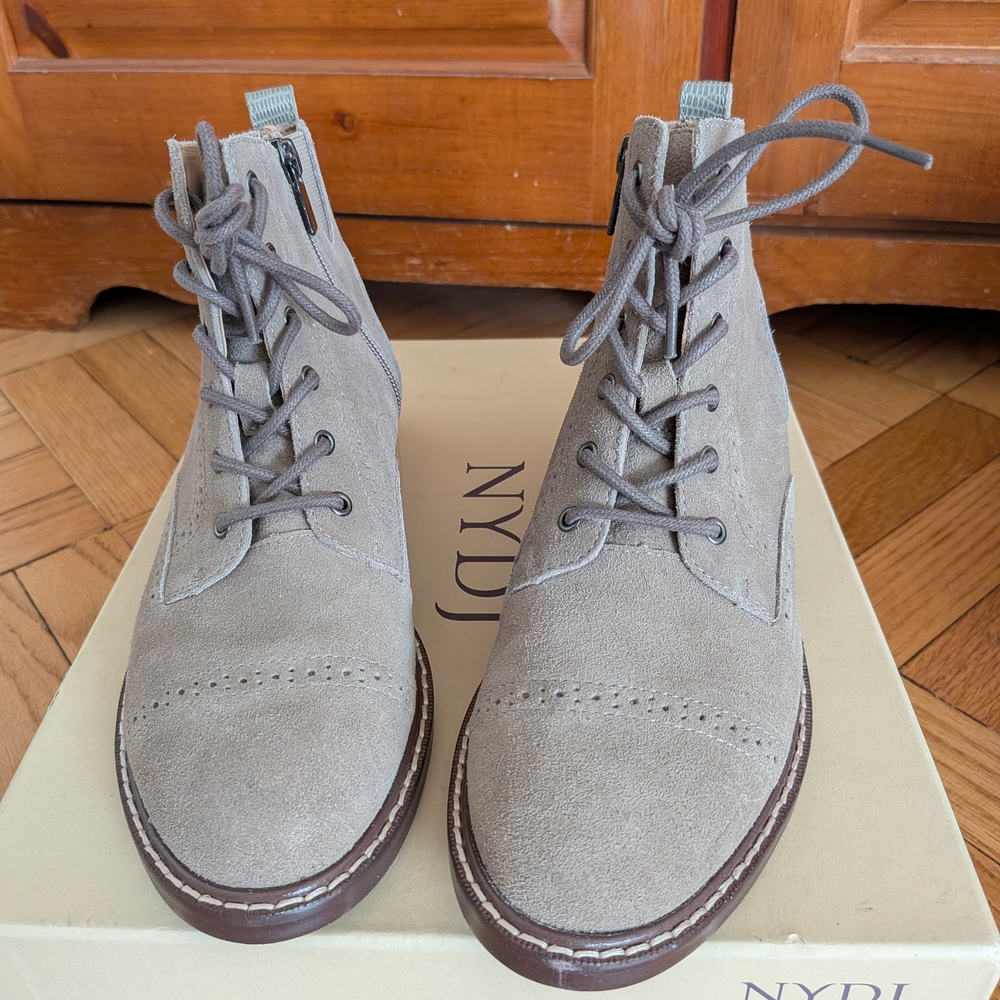 NYDJ Women's Gray Suede Boots